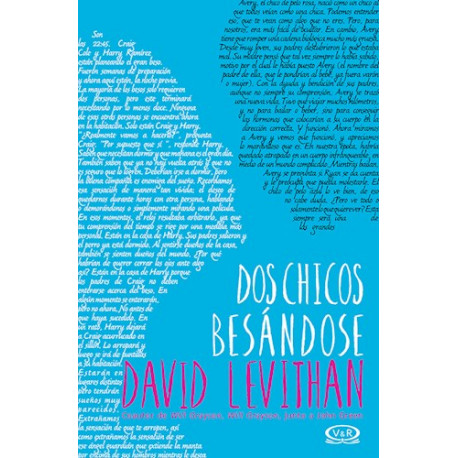 DOS CHICOS BESANDOSE